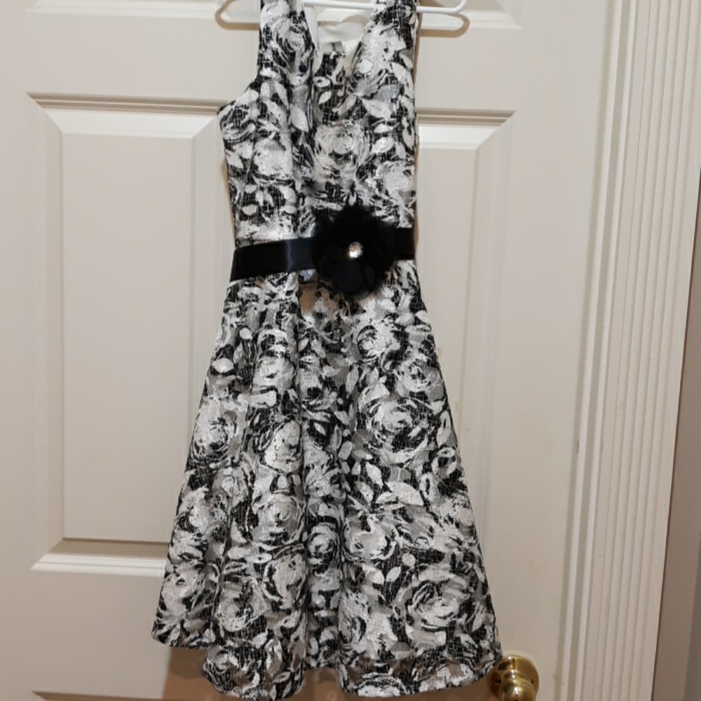 Rare Editions Girl's Dressy Black and white dress